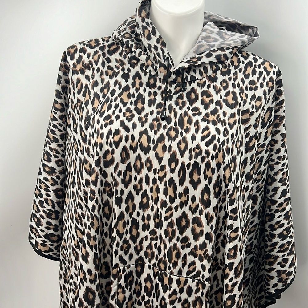 Chico’s leopard print rain poncho one size